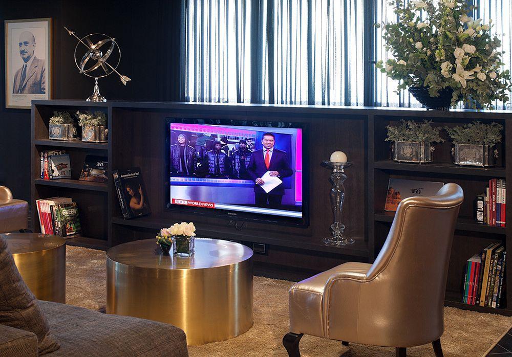 Leonardo Boutique 4*